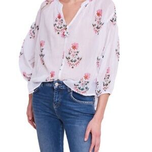 Roller Rabbit Embroidered White Blouse